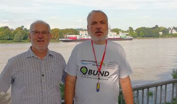 2014: Die Organisatoren der 1. Naturschutztage am Rhein nach getaner Arbeit 